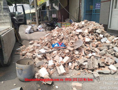 Xe ba gác chở đổ hốt xà bần quận Tân Phú - Thu Gom Tận Nơi