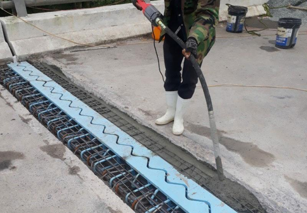 Thi công cắt khe co giãn Sàn, Nền, Đường bê tông Bình Dương