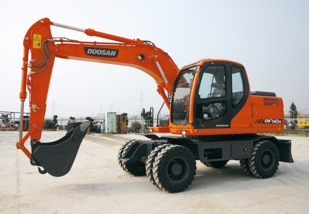 Cho thuê xe cơ giới, xe cuốc, máy múc Bình Dương