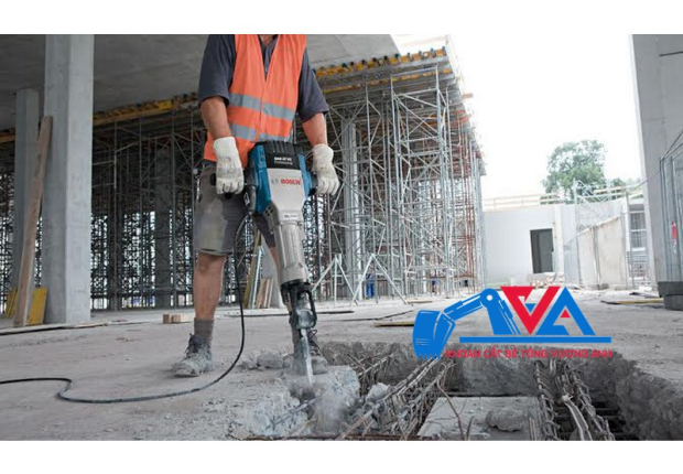 Dịch Vụ Đục Phá Bê Tông TPHCM Giá Rẻ