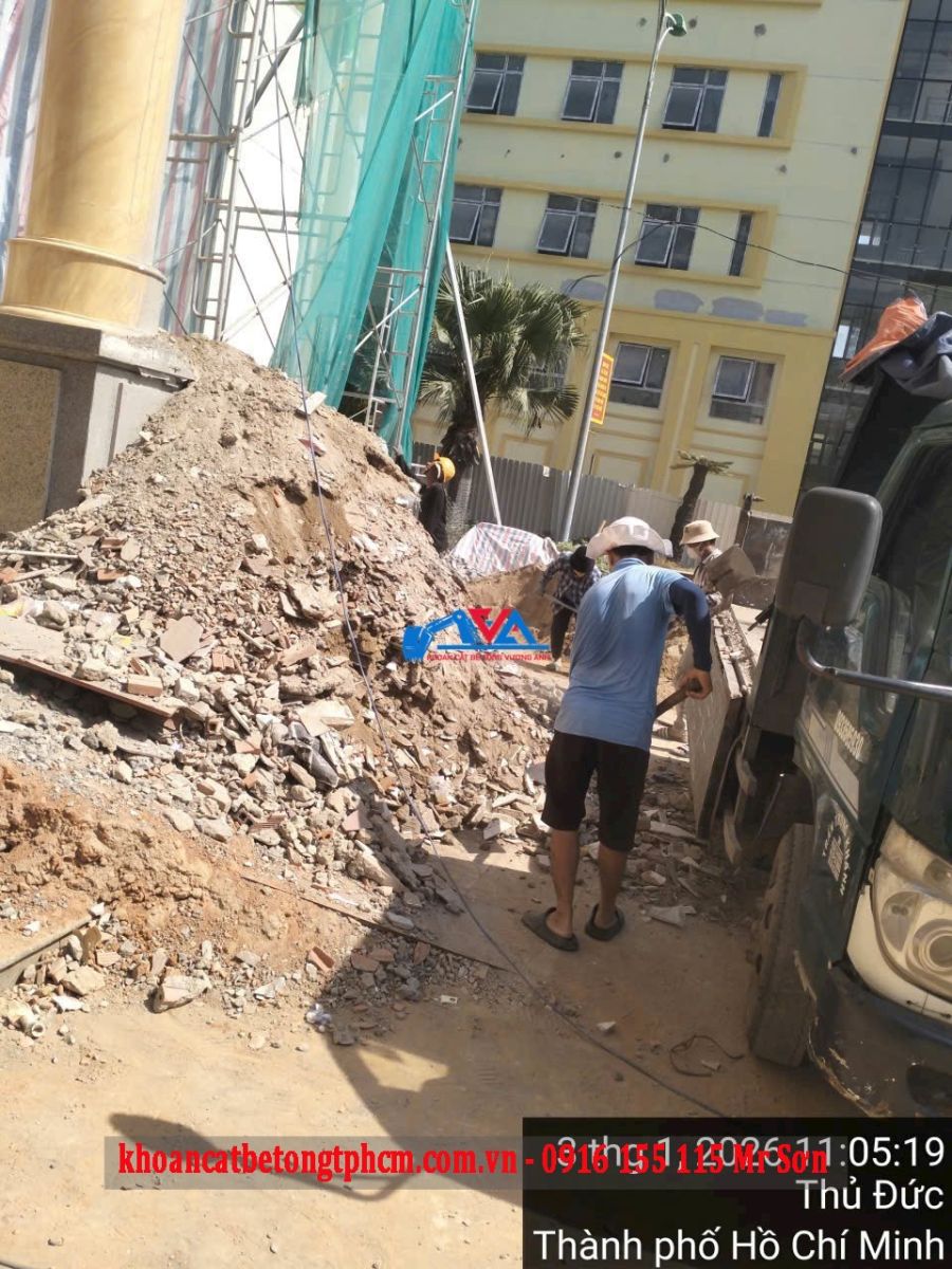 Vận chuyển chở đổ xà bần Tp thủ Đức - Thu Gom Và Chở Đổ Tận Nơi
